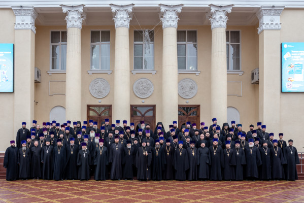 Священнослужители Нижнедонского благочиния приняли участие в Епархиальном собрании