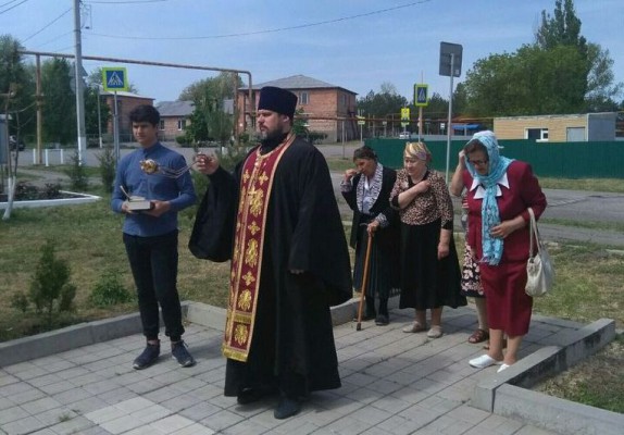 В х. Красный Кут прошла панихида по погибшим войнам погибшим в  Великую Отечественную войну