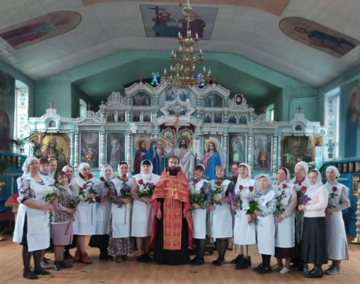 День святых жён - мироно́сиц в храме Архистратига Михаила п. Каменоломни