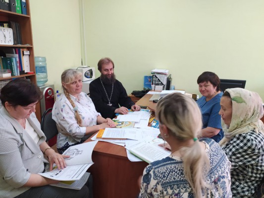 Благочинный приходов Нижнедонского округа принял участие в работе рабочей группы по предмету ОДНКНР и ОРКСЭ