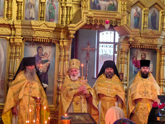 Соборным богослужением в храме Вознесения Господня отметили праздник в честь святого апостола и евангелиста Иоанна Богослова