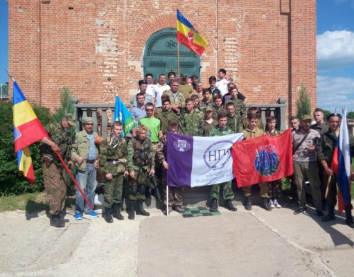 Военно-патриатический центр «Пламя» при Южно-Российском государственном политехническом университете имени М.И. Платова провел казачий военный переход от ст. Бессергеневской до ст. Мелиховской