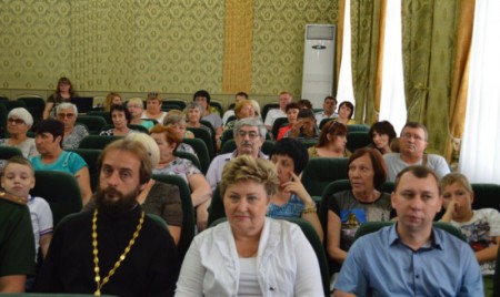 В РДК п. Каменоломни прошло мероприятие, посвященное памяти погибших военнослужащих в боевых действиях