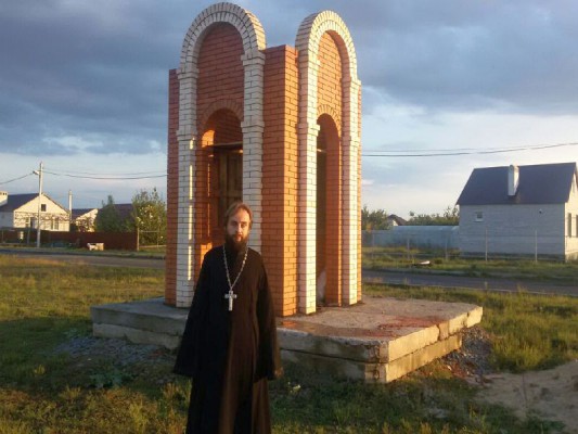 В слободе Красюковская Октябрьского района продолжается строительство Часовни