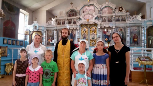 Крещение детей приюта «Огонек» п. Каменоломни