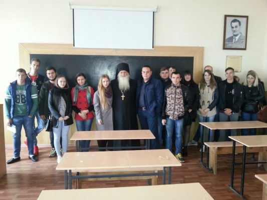 В ДонГАУ прошла очередная беседа со студентами  настоятеля храма святой мученицы Татианы п.Персиановский
