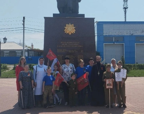 Чтобы помнили: дань уважения воинам и мирным жителям, расстрелянным немецко-фашистскими оккупантами