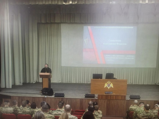 Настоятель храма станицы Кривянской провел беседу с военнослужащими Росгвардии