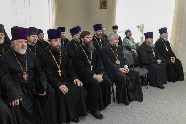 Духовенство Нижнедонского благочиния приняло участие в мемориальном мероприятии, посвящённому 20-летию со дня кончины архиепископа Александра (Тимофеева)