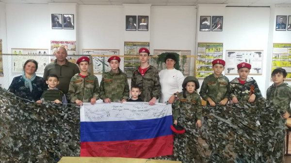 Дружеская встреча добровольцев Нижнедонского благочиния с юнармейцами Октябрьского района