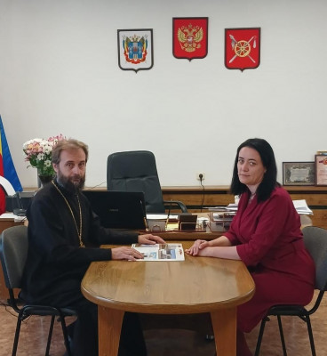 Соработничество на благо общества. Рабочая встреча Главы Администрации Красюковского поселения и благочинного приходов Нижнедонского округа