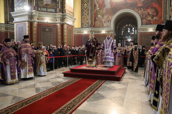 Казаки Нижнедонского Юрта приняли участие в праздничном богослужении в Патриаршем войсковом всеказачьем соборе Вознесения Господня г. Новочеркасска