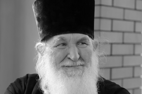 Соболезнование епископа Шахтинского и Миллеровского Симона в связи с кончиной протоиерея Николая Мельникова, настоятеля храма Вознесения Господня ст. Красюковской Октябрьского района