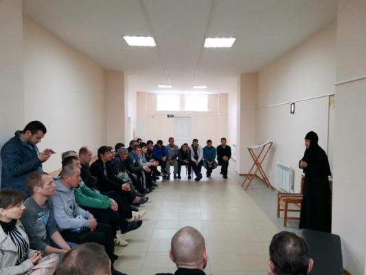 В рамках проекта «Задушевный разговор» прошла встреча в Реабилитационном центре х. Маркин с матушкой Марией (Литвиновой)