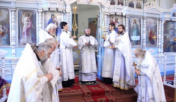 Архиерейское Богослужение в храме Архистратига Михаила п. Каменоломни