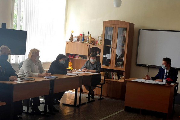 Благочинный приходов Нижнедонского округа протоиерей Сергий Яценко принял участие в Координационном совете по вопросам гражданско-патриотического и духовно-нравственного воспитания детей и молодёжи