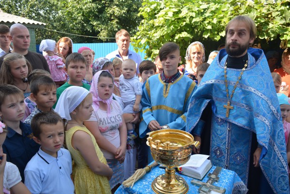 Во всех храмах Нижнедонского благочиния Октябрьского района в преддверии нового учебного года прошли молебны «при начатии учения отроков»