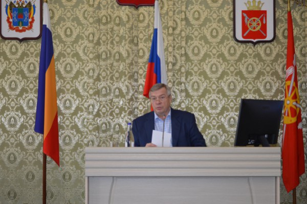 Губернатор Ростовской области В.Ю. Голубев провел встречу с активом Октябрьского района