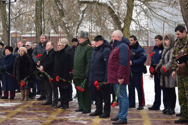 Митинг в честь годовщины вывода Советских войск из Афганистана