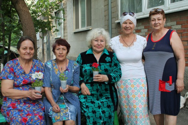 Благотворительная акция «Подари цветок пожилому человеку»