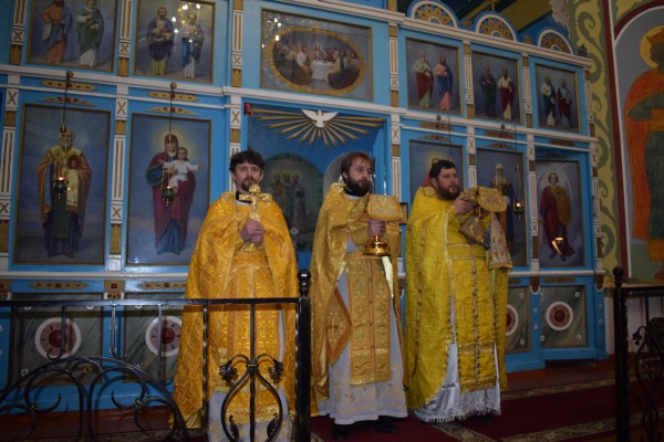 Праздник трех святителей в день освобождения станицы Бессергеневской от немецко-фашистских захватчиков