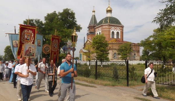 В Нижнедонском благочинии состоялся крестный ход