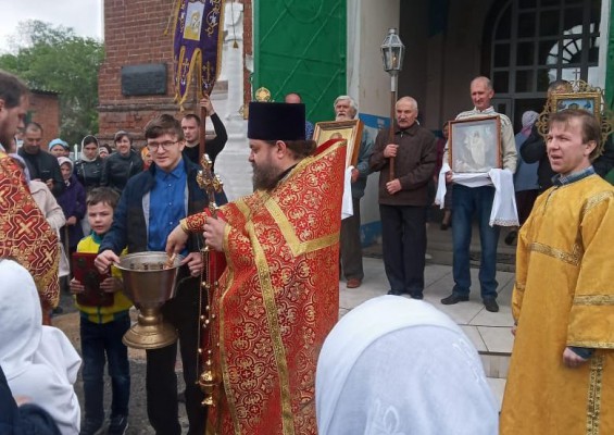 Престольный праздник в храме станицы Кривянской