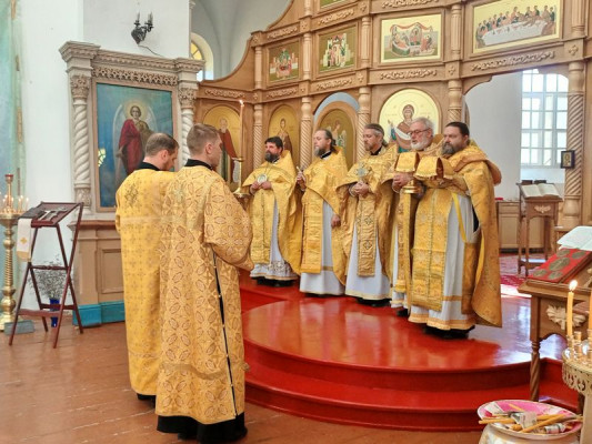 Престольный праздник в храме святителя Тихона Задонского
