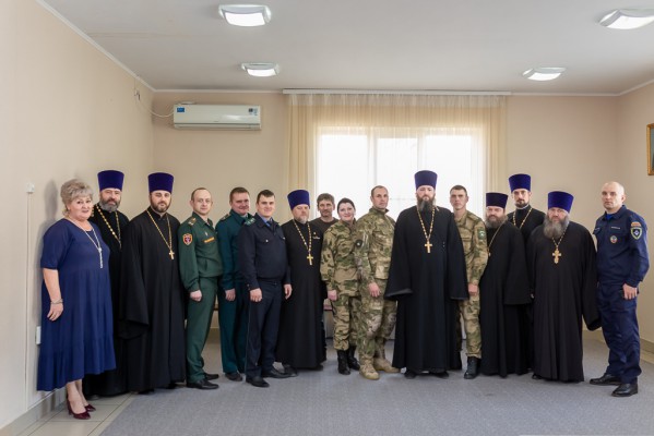 Духовенство Нижнедонского благочиния окормляющее военнослужащих приняло участие в секции «Православие и отечественная культура: потери и приобретения минувшего, образ будущего» в рамках XXVIII Димитриевских образовательных чтений