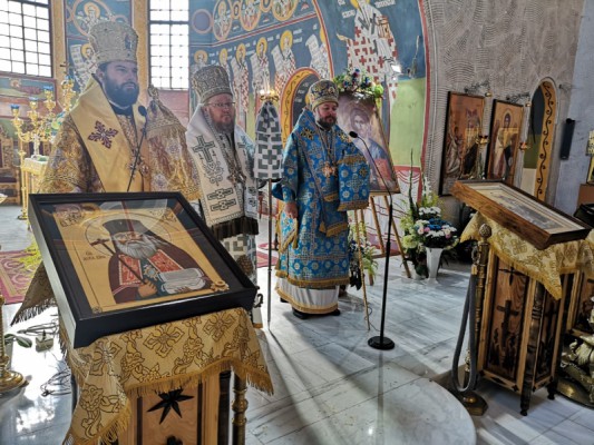 Преосвященнейший епископ Симон вместе с иерархами Болгарской и Польской Православных Церквей совершил Божественную литургию в Супрасльской Лавре в Польше