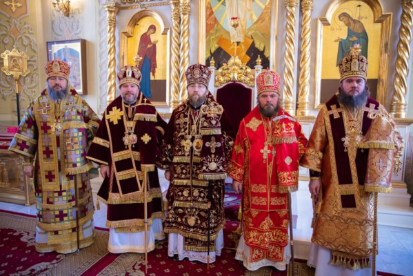Преосвященнейший епископ Симон с архиереями Саратовской митрополии принял участие в торжествах по случаю празднования Собора Саратовских святых