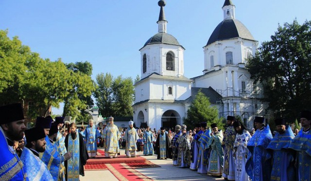 Праздничные торжества в Донской митрополии по случаю празднования дня Донской иконы Божией Матери