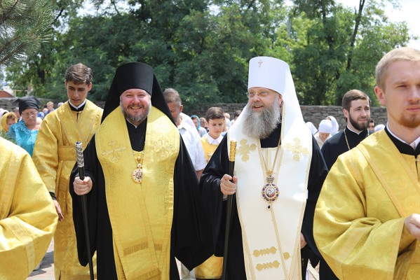 В день памяти первоверховных апостолов Петра и Павла Шахтинскую епархию посетил Глава Донской митрополии митрополит Ростовский и Новочеркасский Меркурий