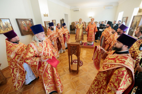 Преосвященнейший епископ Симон принял участие во встрече выпускников Саратовской духовной семинарии 1999 года